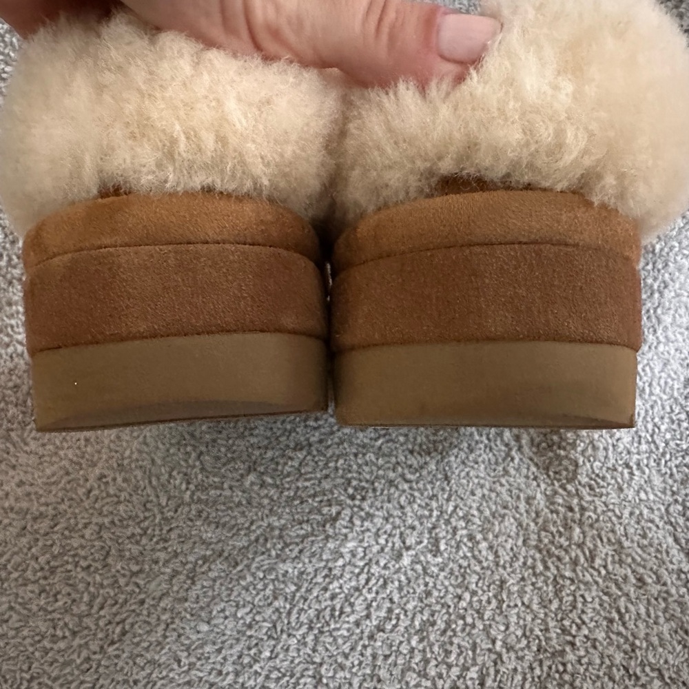UGG Chestnut Brown Shearling-Lined Platform Slipp… - image 6